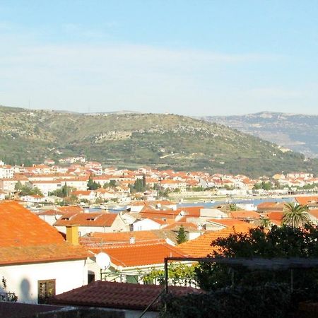 Leona Apartment Trogir Ruang foto