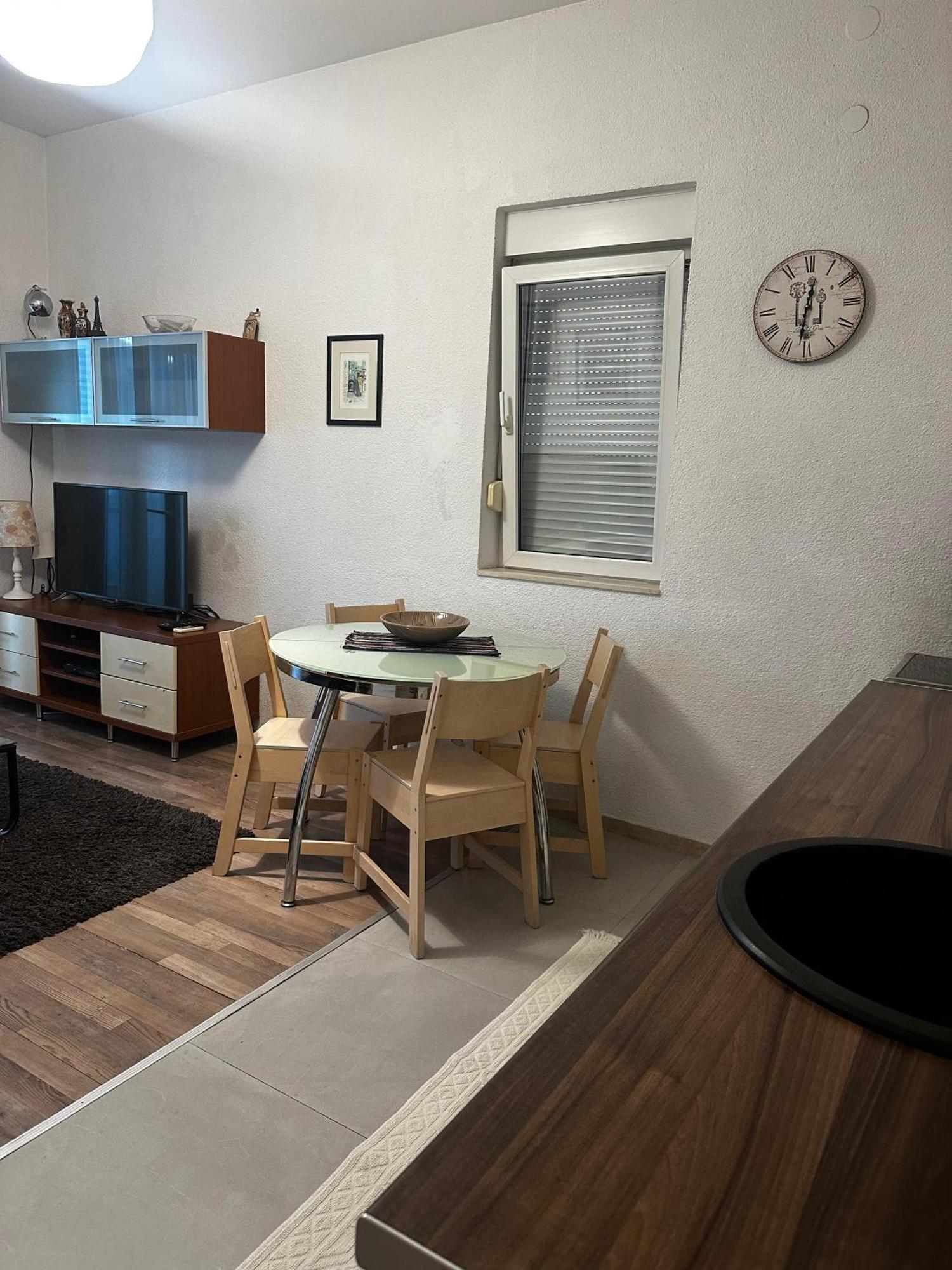 Leona Apartment Trogir Bagian luar foto